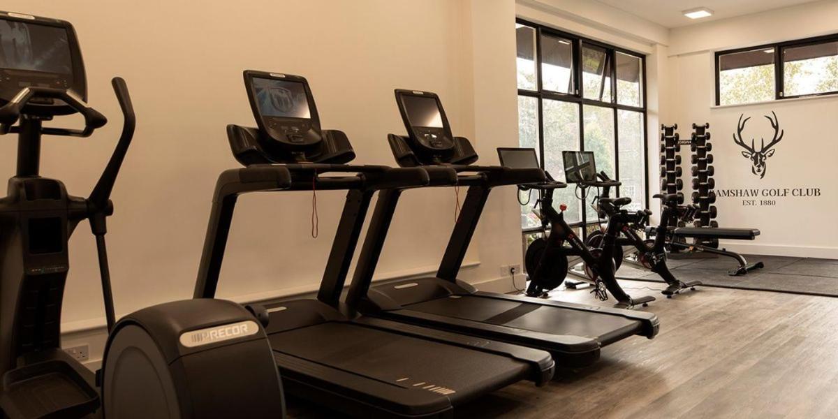 The Bell Inn Hotel لِندهورْسٍتْ المظهر الخارجي الصورة